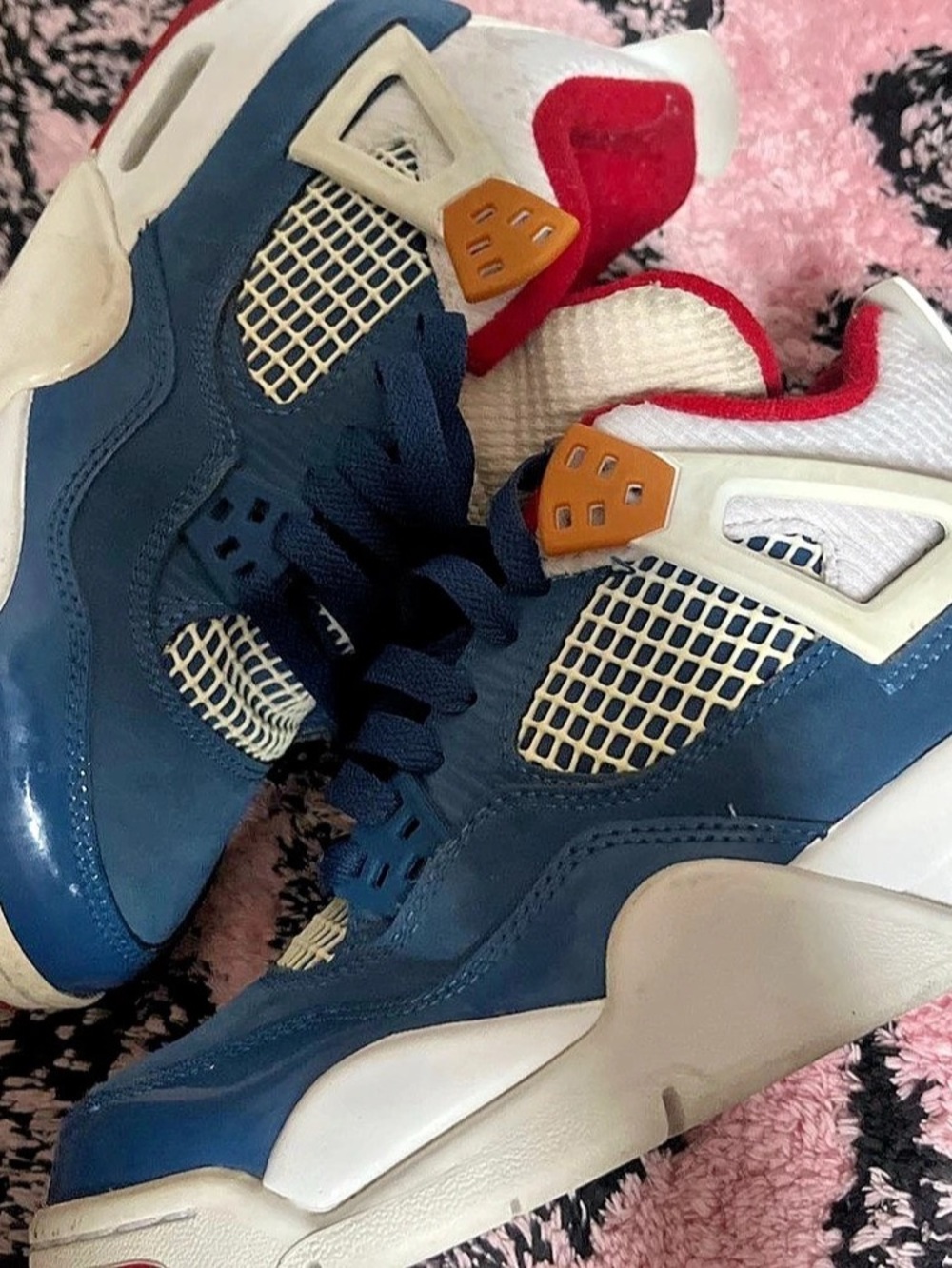 Jordan Air Jordan 4 Retro Winterized "Messy Room" Sneakers